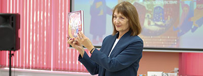 PRO library Secrets of Book Maze 2026