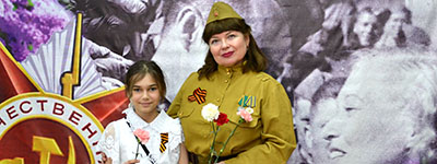 Soldiers rest in the Universal Library 2026