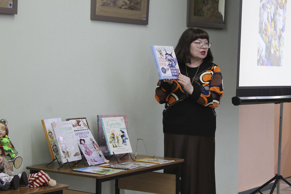 Doll stories in the Art Library the exhibition of Ksenia Kurdyukova gathered connoisseurs of handmade 2026 8