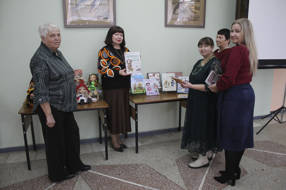 Doll stories in the Art Library the exhibition of Ksenia Kurdyukova gathered connoisseurs of handmade 2026 9