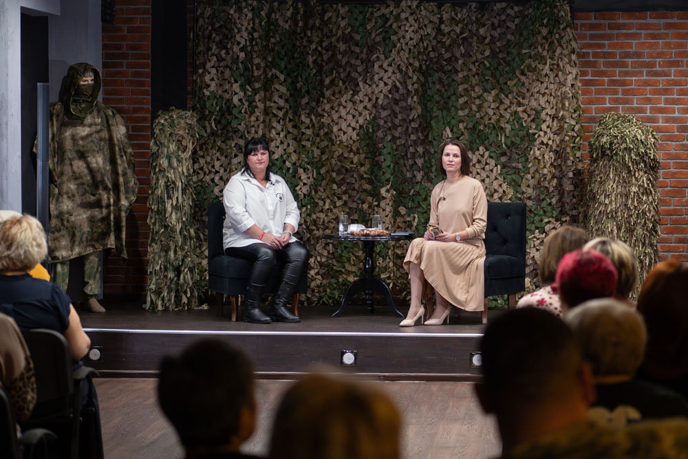 SVO volunteers talk about important matters with Olesya Vasilyeva 2025 1